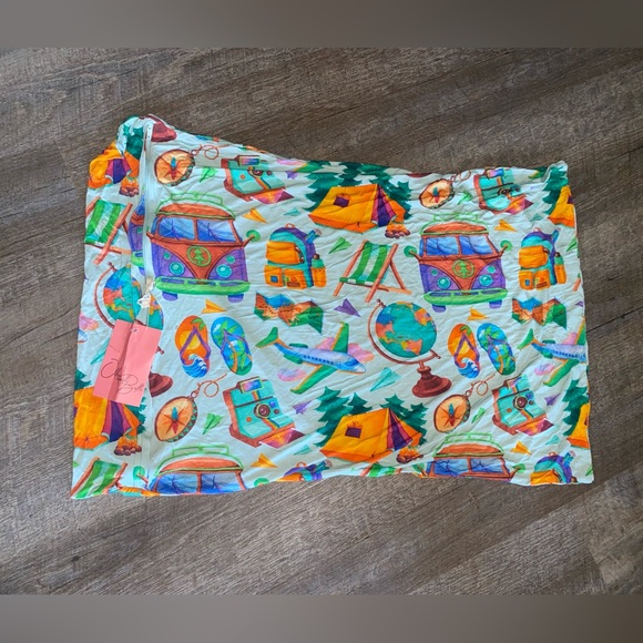 Ollee and Belle Travel Theme Bamboo pillowcase - Picture 1 of 7